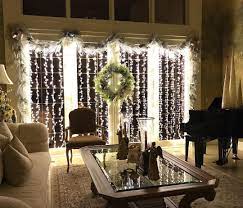 W H O A Now This Is Is A Fresh Way To Hang Christmas Lights Chathamhouseinteriordesi Christmas House Lights Christmas Lights Inside Outdoor Christmas Lights
