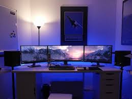 自分の部屋の写真を撮ってネットに公開するといった事は以前から各サイト 掲示板など ゲームルーム テレビゲームルーム ゲームルームのインテリア