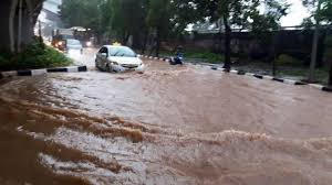 Banjir jakarta hari ini mp3 & mp4. Kemang Lumpuh Banjir Jakarta Juga Rendam Jalan Kuningan