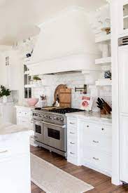 Poshmark makes shopping fun, affordable & easy! At Home With Rachel Parcell The Glam Pad Interior Design Kitchen White Kitchen Design Kitchen Interior