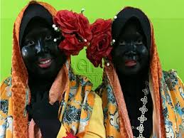Hari guru pakaian pengantin : Meriah Suasana Smk Bandar Baru Serting Dipenuhi Twin And Triplet Negeri Sembilan Gps Bestari