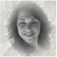 Theresa Henshaw's Instagram, Twitter & Facebook