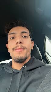 Hi! Apparently this is supposed to help find me a roommate, but I've found  few connections. If I find one that's great. Let tell you about myself to  avoid misdirection. I am