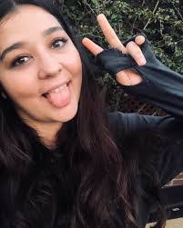 Carmen Carlo's Instagram, Twitter & Facebook