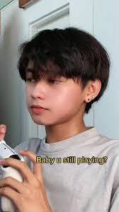 Iris Bryce's Instagram, Twitter & Facebook