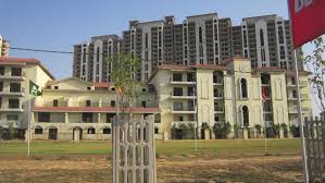 Available For Sale Dlf New Town Heights 3bhk 4bhk Middle Floor Call 9810995192 House Styles New Town Mansions