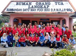 Rumah orang tua, rumah orang kaya, gambar rumah orang miskin, rumah orang ada tupperware, lawatan ke rumah orang tua, dari brussel ke amsterdam terkenang masa menggelandang via www.caknun.com. Aktiviti Di Rumah Orang Tua