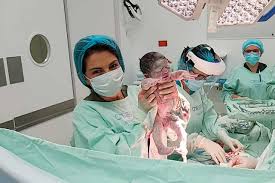 Estar de parto to be in labour; Atencion Exclusiva Parto Humanizado Unifetus5d Dra Nicol Corredor Ginecologa Obstetra Perinatologa
