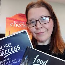 I'm not convinced I have Fibro. I'm not sure why I think that. It feels  like the word 'virus' when they don't know. Can you try and describe your  pain?