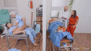 Arousing fantasy for Dr. Polla & patient at Brazzers