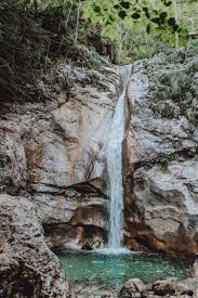 Konigssee Naturpool Und Wasserfall Weg Und Die Schonsten Platze Natur Pool Natur Bad Naturschwimmbecken