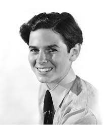 Richard Sinclair's Instagram, Twitter & Facebook