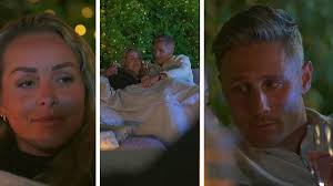 Christoffers pik gör Emma irriterad: ”Men vad gör DU då?”