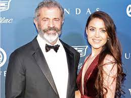The bible doesn't focus much on age differences. Celebrity Couples With Huge Age Differences Between Them