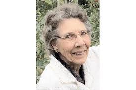 Joanne Carlin's Instagram, Twitter & Facebook