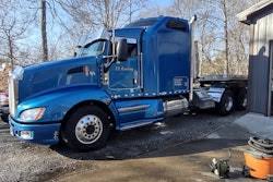 Keith Ridenour's 2006 Peterbilt 379