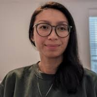 Kim Dickey's Instagram, Twitter & Facebook