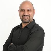 2000+ "Mina Mina" profiles