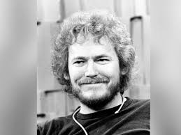 What is the Gordon Lightfoot sound that Bob Dylan tried to emulate?