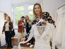 ❤ top qualität & günstiger preis. Pirmasens Sophie Hetzel Eroffnet In Landauer Strasse Die Hello Lovely Brautboutique Pirmasens Die Rheinpfalz