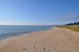 A Roadside Beach 13 Miles West Of St Ignace On Us 2 Is This Lovely Stretch Of Lake Michigan Shoreline 9 27 11 Mackinac Island Lake Michigan Michigan