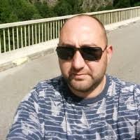 100+ profiluri „Danny”