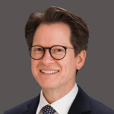 Where East Meets West for Business Success: Darren McKellin Practices “Mind  Over Sales” by Robert E. Claar I