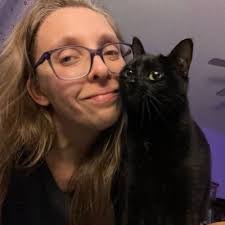 Alisa Rogers's Instagram, Twitter & Facebook