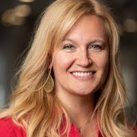 Elizabeth Marshman's Instagram, Twitter & Facebook