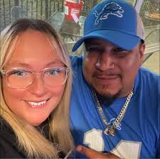 Who are recommended local concrete contractors for garage construction in  Grand Ledge?