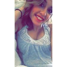 Amy Ly Tran (@XoAmyLy)