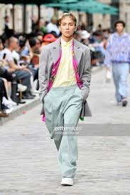 Mino Being The 1st Ever Kpop Idol To Walk The Paris Fashion Runway Winner Song