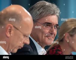 Joe kaeser l hi-res stock photography and images