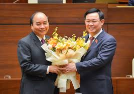 Chủ tịch nước nguyễn xuân phúc điện đàm với tổng bí thư, chủ tịch trung quốc tập bộ trưởng bộ giáo dục và đào tạo được bổ nhiệm giữ chức chủ tịch hội đồng giáo sư nhà nước. Ong Nguyá»…n Xuan Phuc Lam Chá»§ Tá»‹ch NÆ°á»›c