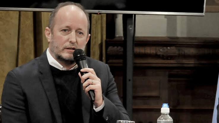 Axel Kicillof's chief of staff resigns amid luxury trip scandal - Buenos  Aires Herald