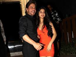 She is the daughter of renowned bollywood actor shah rukh khan and gauri khan. Shah Rukh Khan Speaks About His Daughter Suhana S Acting Career