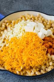 We're blowing kraft out of the water with fresh sharp cheddar cheese and buffalo sauce. Buffalo Chicken Mac And Cheese Dinner At The Zoo