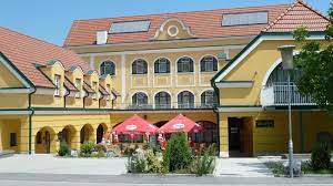 Rossatz 8 is an accommodation in lower austria. Gasthof Rossatz 8 Rossatz Aktualisierte Preise Fur 2021
