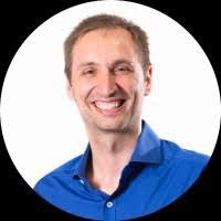 Carla Bertuzzi's Instagram, Twitter & Facebook