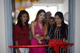 Saathiyo Chalyo Khodaldham Leena Jumani Turns Into An Entrepreneur Times Of India Kumkum bhagya cast real life partners, sriti jha. leena jumani turns into an entrepreneur