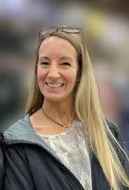 Dara Martin's Instagram, Twitter & Facebook