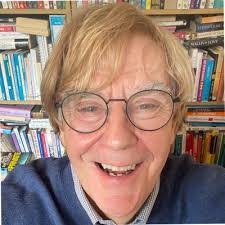 Hallie Mcarthur's Instagram, Twitter & Facebook