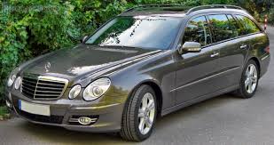 Esemplari prodotti circa 1.8 milioni senza fonte euro ncap (2002) altre caratteristiche dimensioni e massa lunghezza Mercedes E 500 Wagon 4matic Tech Specs S211 Top Speed Power Acceleration Mpg More 2006 2009