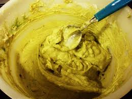 Comment Faire Son Huile D Avocat Maison En 2020 Huile D Avocat Avocat Creme D Avocat