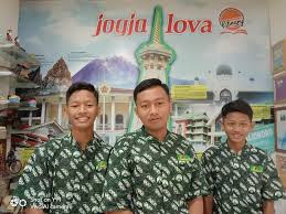 16 short curly hair fade. Cukur Rambut Ala Arfa Barbershop Formula Edukatif Bagi Siswa Man 3 Sleman Website Kementerian Agama Ri Kanwil Diy