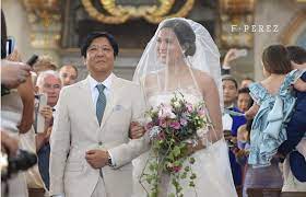 He died last year, barely two months before isabelle and adrien's wedding in which bong's bosom buddy former sen. Look Bongbong Marcos Walks Isabelle Daza Down The Aisle