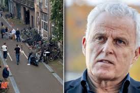 De vries werd dinsdagavond neergeschoten in amsterdam en raakte daarbij ernstig gewond. 748gi4cxy7qjkm