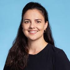 Kim Petri's Instagram, Twitter & Facebook