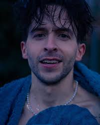 Full Moon in Cancer moods… 1. Post-Solstice-shoot/baptism shot by  @afteredenphotography 2. Cancer in astrology is represented by the crab.  Sometimes survival means severance. 3. Solving world problems via group  text. People who