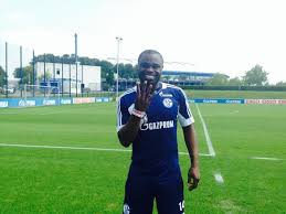Profesyonel kariyerine hannover 96 kulübünde başladı. Germany On Twitter Ger Are Byyourside Gerald Asamoah Lads I M Crossing My Fingers For Your 4th Title You Can Do It Gerarg Http T Co Wtao1z9qry